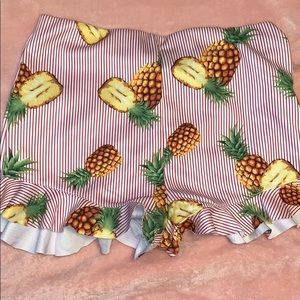 Pineapple stripe shorts
